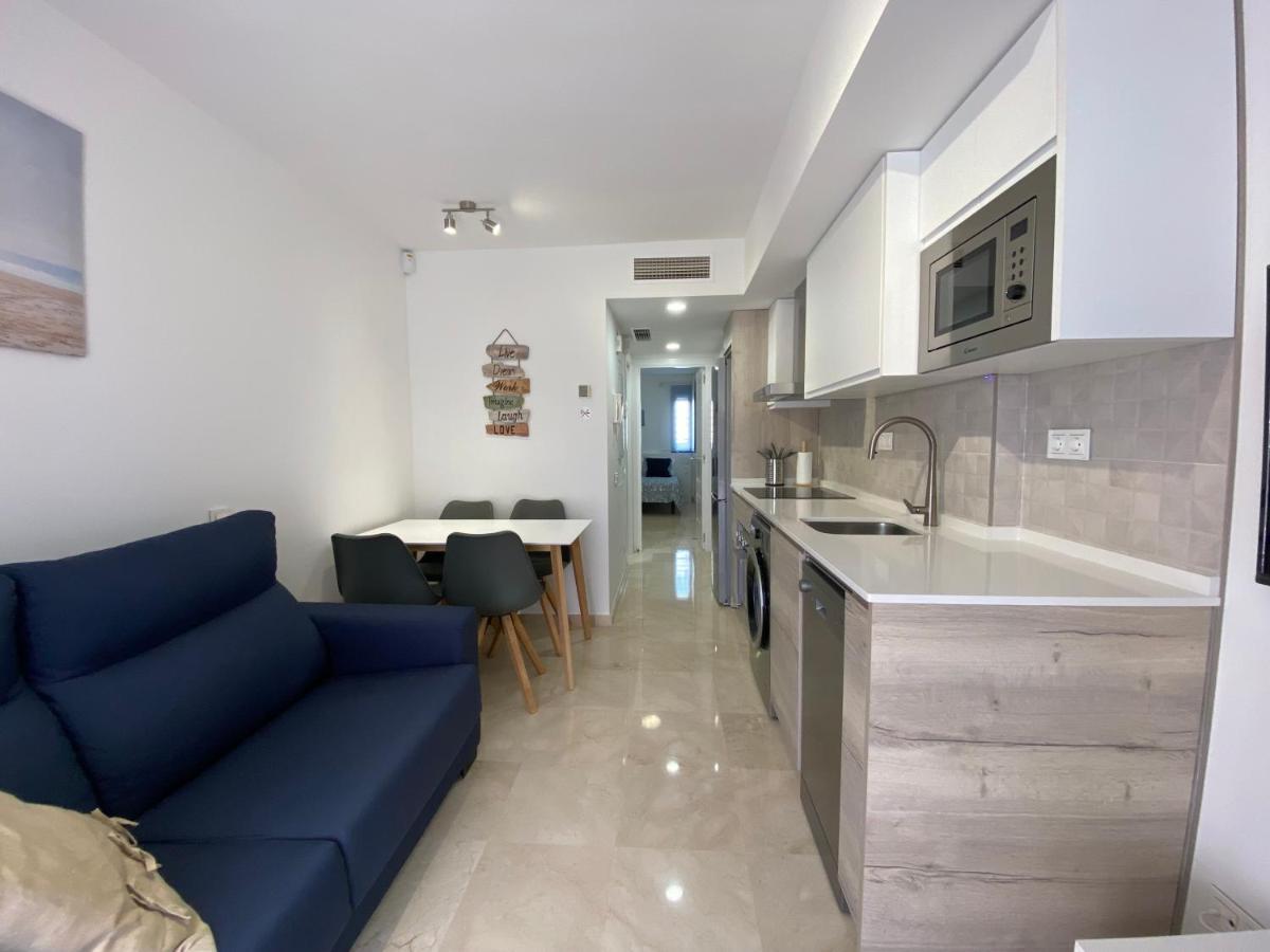 Los Patos Benalmadena Beach - Parking Privado Kültér fotó